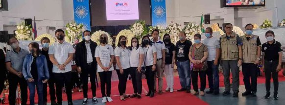 Bulacan rescuers’ kin receive life insurance benefits from InLife