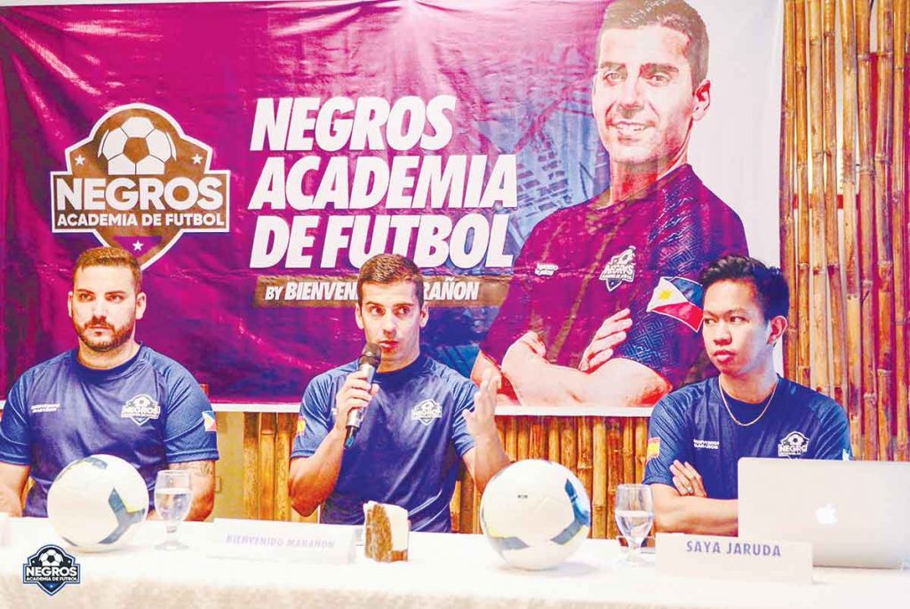 Philippine Azkals naturalized player and former Ceres-Negros FC star Bienvenido Marañon speaks during the launching of the Negros Football Academy. (Photo courtesy of Negros-Academia de Futbol Facebook page)