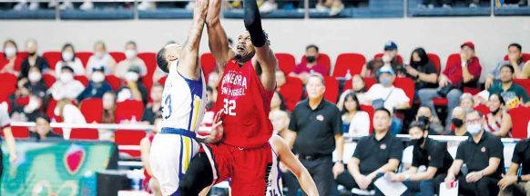 Ginebra beats Magnolia in PBA semis