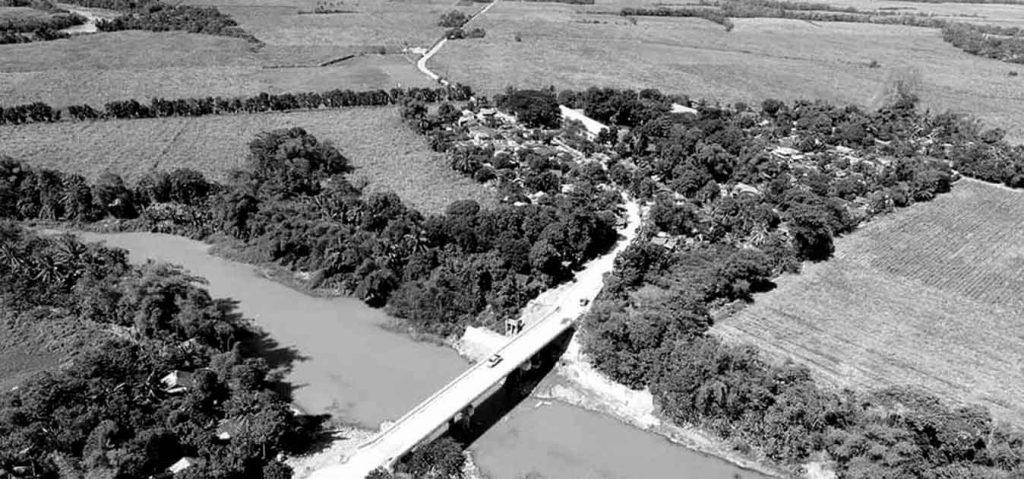 The reconstruction of the bridge is vital in the transport of products from local communities to the market and providing linkage among communities, the Department of Public Works and Highways in Western Visayas says. (DPWH-6 photo)