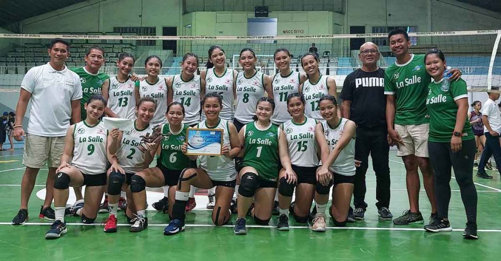 Photo shows members of the University of St. La Salle Lady Stingers team after ruling the 1st Mayor Gerry Rojas Tinabu-ay Women’s Open Volleyball League (Contributed photo)