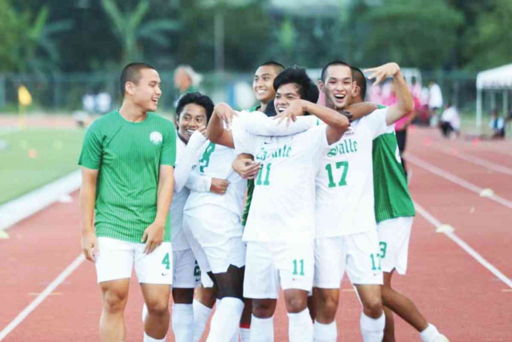 De La Salle University celebrates after defeating Adamson University in the UAAP Season 85 men's football tournament. (UAAP Media photo)De La Salle University celebrates after defeating Adamson University in the UAAP Season 85 men's football tournament. (UAAP Media photo)