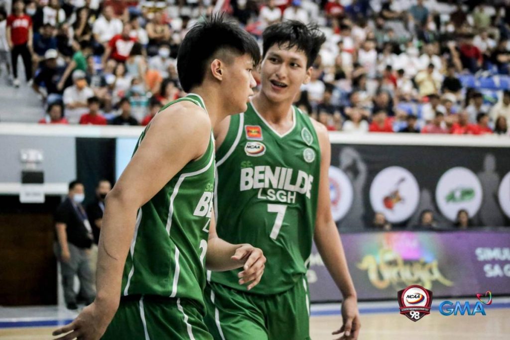 La Salle Green Hills' Luis Pablo and Seven Gagate (Angela Davocol photo)