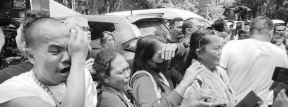 Slain NegOr guv laid to rest