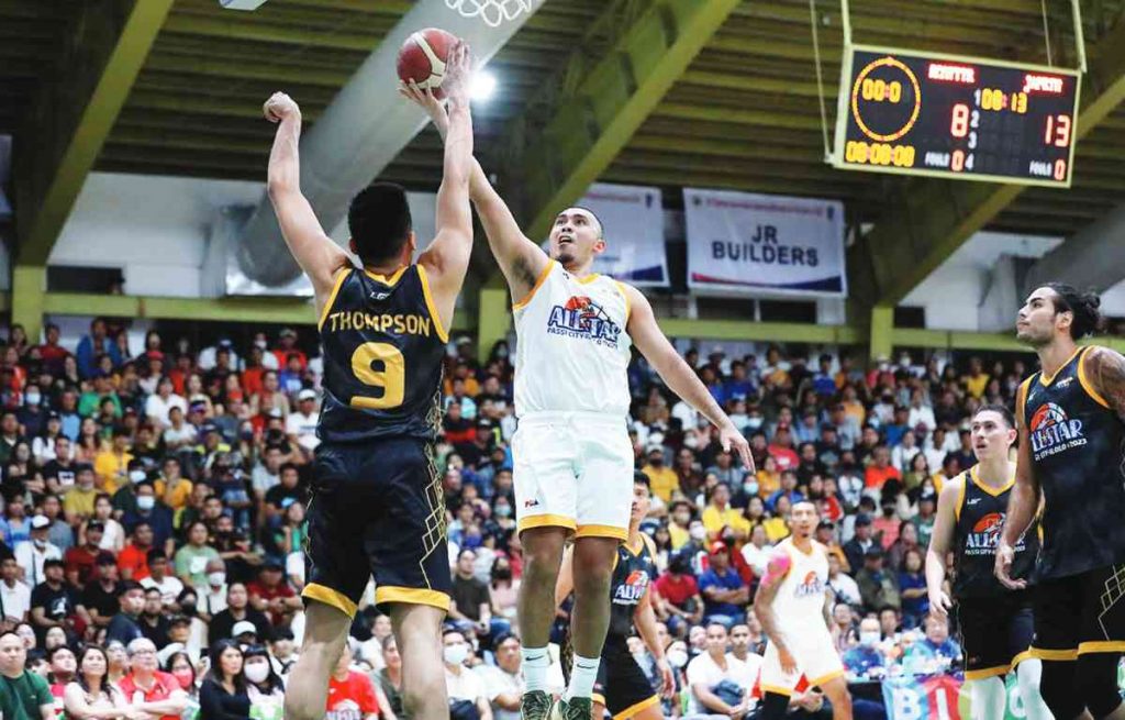 Paul Lee of Team Japeth soars for a layup against the defense of Earl Scottie Thompson of Team Scottie during the 2023 PBA All-Star Weekend at the City of Passi Arena in Iloilo province’s Passi City on Sunday, March 12. (PBA photo)