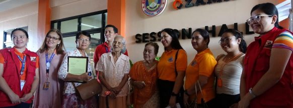 Two Ozamiz City Centenarians receive P300K each 