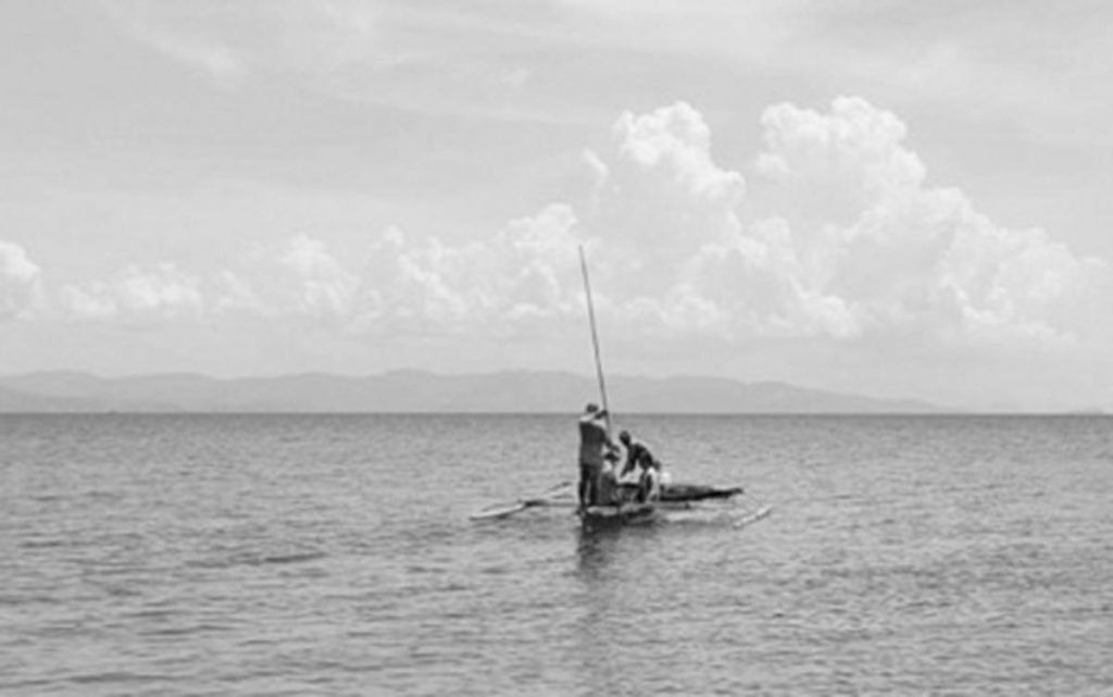 Fishermen out in the sea in Negros Occidental’s E.B. Magalona town. The province’s “blue crab capital” issued on Monday, May 22, 2023, a reminder against harvesting undersized and gravid blue swimming crabs for the protection and conservation of marine species. (E.B. Magalona PIO / File photo)