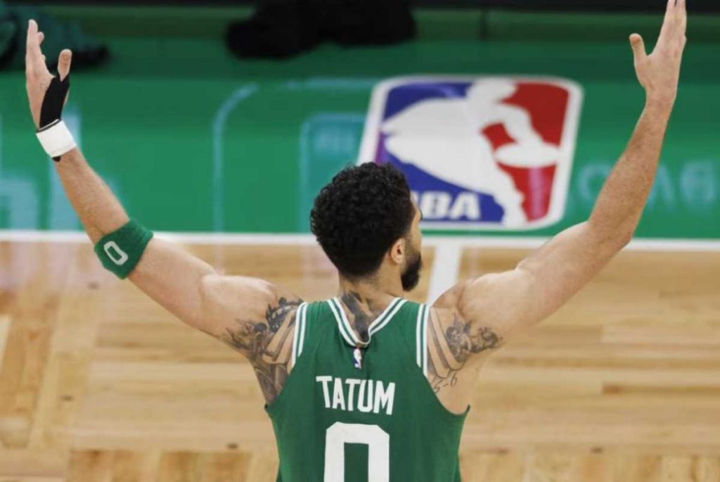 Boston Celtics forward Jayson Tatum gestures to the crowd as he is substituted out of the game during the fourth quarter of Game 7 against the Philadelphia 76ers at the TD Garden in Boston, Massachusetts, USA on May 14, 2023. (CJ Gunther/EPA-EFE photo)