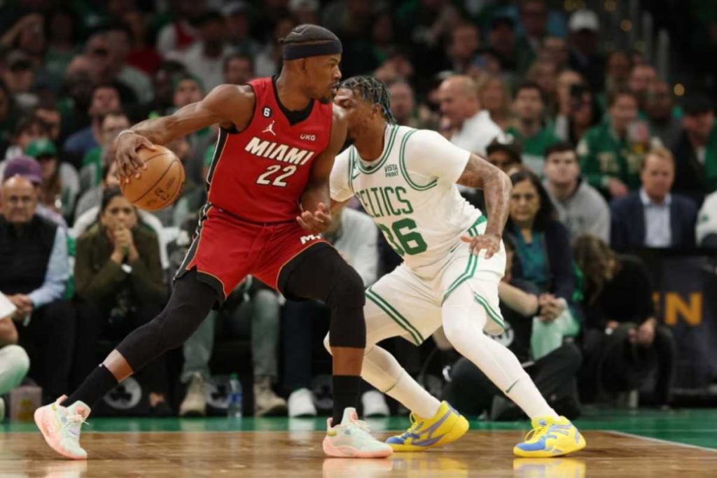 Jimmy Butler (left) of the Miami Heat is defended by Marcus Smart of the Boston Celtics in Game 1 of the Eastern Conference Finals at TD Garden in Boston, Massachusetts. (Adam Glanzman / Getty Images via AFP)