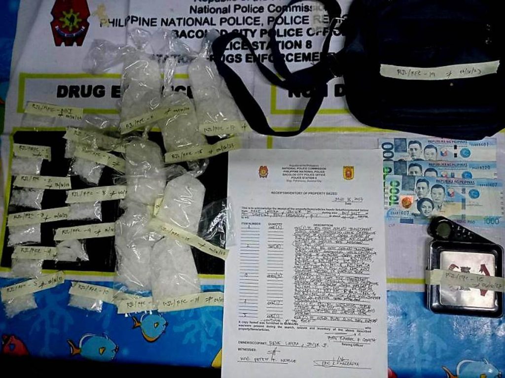 An estimated P5.44 million worth of suspected shabu was confiscated from a drug suspect in Bacolod City’s Barangay Pahanocoy on Sunday, June 18, 2023. The suspect had already been jailed for a drug offense. (BCPO photo)