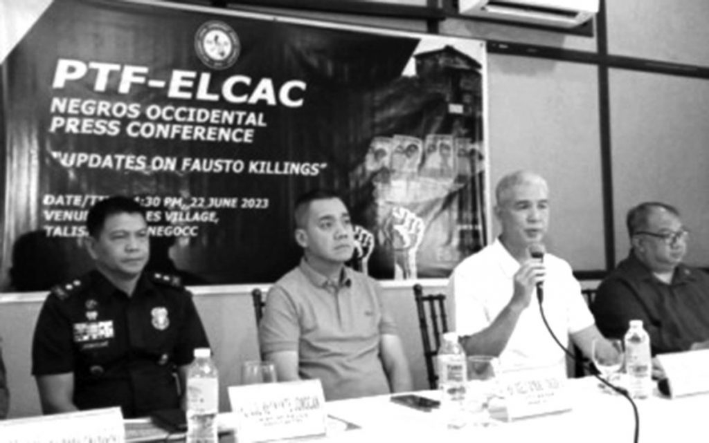 Negros Occidental Governor Eugenio Jose Lacson (second from right), chairperson of the Provincial Task Force to End Local Communist Armed Conflict, leads the presentation of updates on the Himamaylan City family massacre in a press briefing held in Talisay City. He is joined by (from left) Lt. Colonel Reynante Jomocan, Himamaylan city police chief; Himamaylan City Mayor Rogelio Raymund Tongson Jr.; and Prosecutor Flosemer Chris Gonzales, chairperson of Joint Focus Legal Action Team for Western Visayas and spokesperson of Regional TF-ELCAC. (PNA photo)