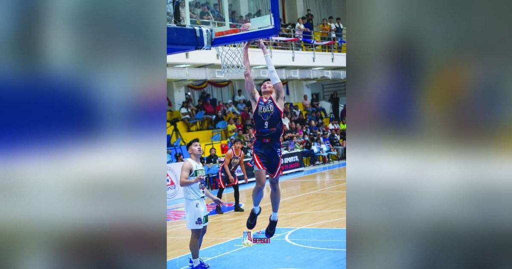 Conrad Catapusan had a near double-double showing in Iloilo United Royals’ close win over Laguna Krah Asia Heroes. (MPBL photo)