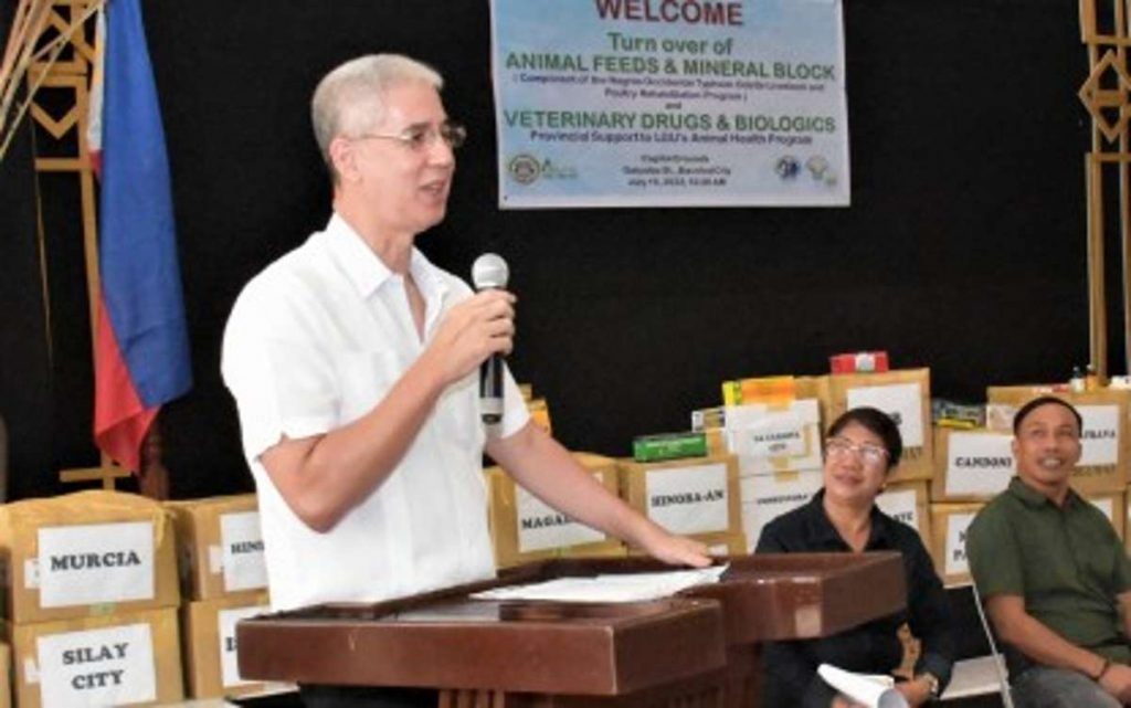 Negros Occidental Governor Eugenio Jose Lacson says the provincial government focuses on breeding other animals as reports of hog deaths continue. (Negros Occidental PIO photo)