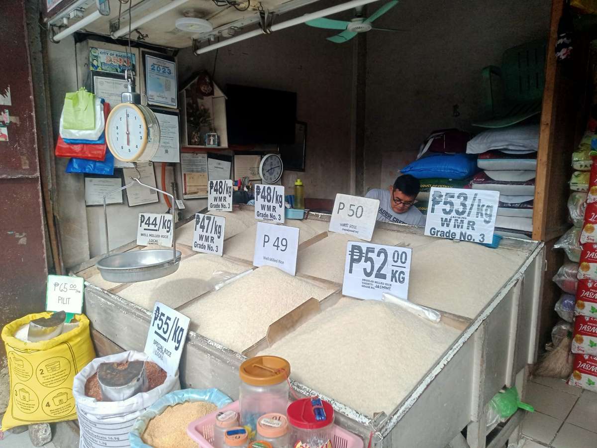 Negros Occidental needs more supply of rice to cushion the looming shortages in the next months, which are caused by global demand and recent calamities, Governor Eugenio Jose Lacson says. (RMN dyHB Bacolod photo)