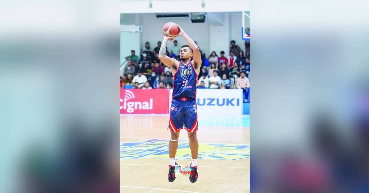 Ilonggo Omar Larupay was nowhere to be found offensively in Iloilo United Royals’ loss to Pasig City MCW Sports. (MPBL photo)