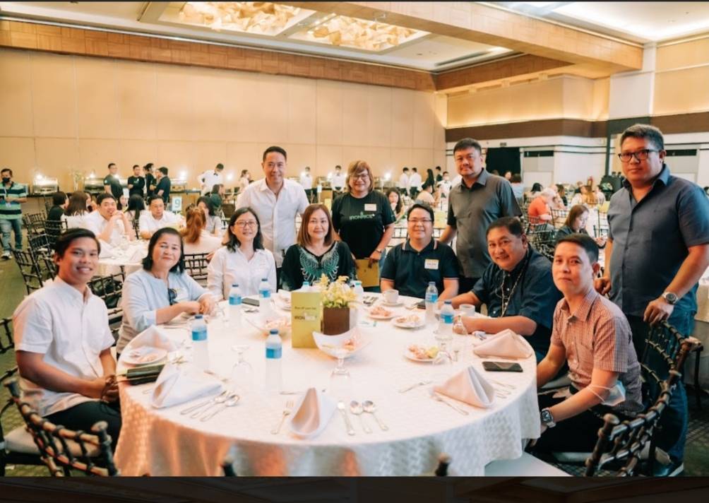 (Seating from left to right) Joland Abraham; Bacolod City councilors Simplicia Distrito, Celia Flor, Em Ang, Claudio Jesus Puentevella, and Thaddeus Sayson; Grace Pharmacy owner Ian Lo (standing from left to right) CM & Sons Food Products Inc. president and CEO Jonathan Lo, Marketing Manager for Public Relations and Events Femmy Lee Magbanua, Joshua Chua, and Architect Rodin Fernandez