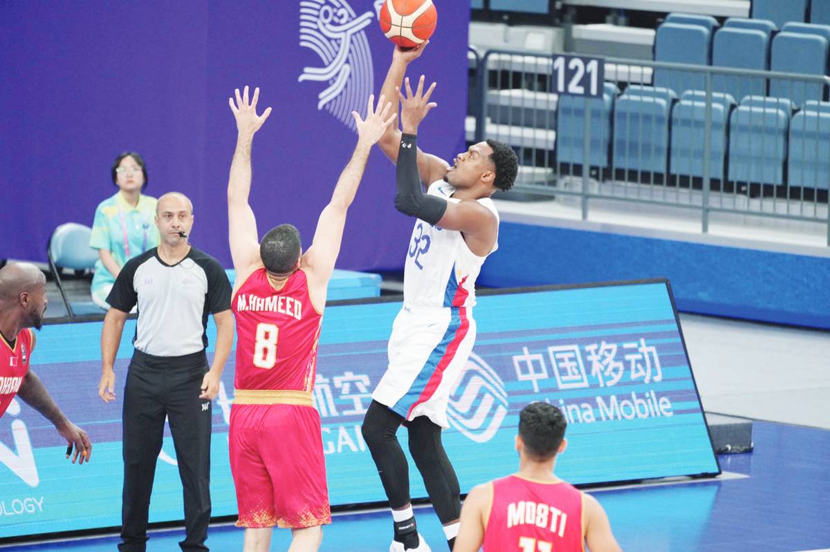 Gilas Pilipinas men's and women's team held a joint practice that is open for public viewing in Pasig City on September 14, 2023, as part of their preparations for the Asian Games. (Mark Demayo / ABS-CBN News / File photo)
