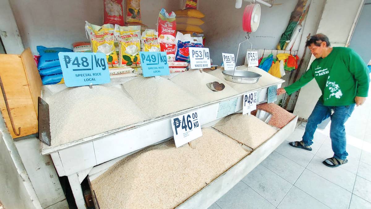 A retailer checks his rice stall in this photo taken on September 4, 2023, before the imposition of the price ceiling. More rice supplies will help retailers comply with the mandated price ceiling under Executive Order 39, Bacolod City Mayor Alfredo Abelardo Benitez says. (Aksyon Radyo Bacolod photo)