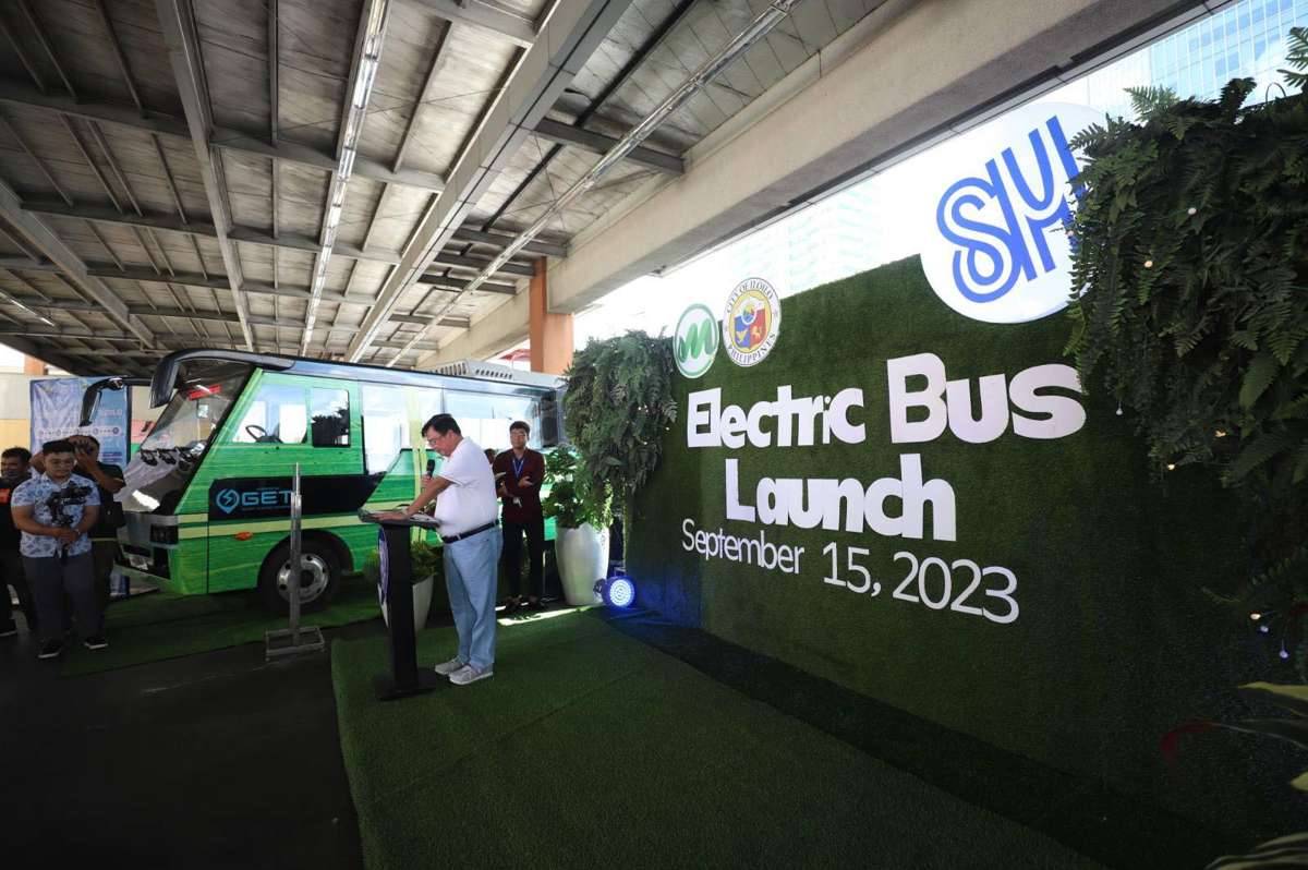 Iloilo City Mayor Jerry Treñas, during the launch of MORE Electric and Power Corporation’s SM Iloilo Electric Bus on Friday, September 15, 2023, expressed his anticipation of seeing more electric buses on the city's streets in the years to come, fostering a cleaner, healthier and more livable environment for everyone.