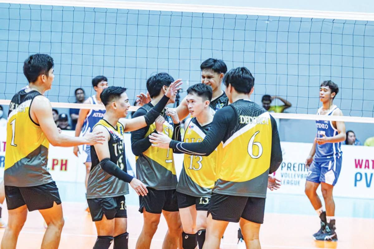 UNIVERSITY OF SANTO TOMAS GOLDEN SPIKERS (UAAP Media photo)