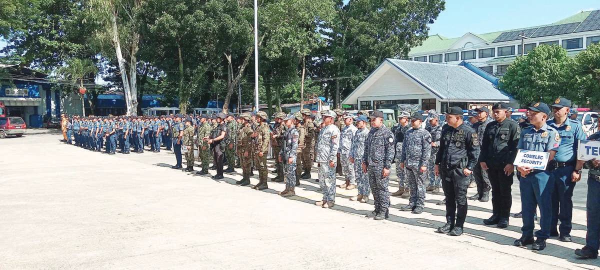 Photo shows a send-off ceremony of law enforcement personnel at the Bacolod City Police Office yesterday morning, October 27, 2023. They will be overseeing the security for the barangay and Sangguniang Kabataan elections on Monday, October 30. (Dominique Gabriel G. Bañaga photo)  