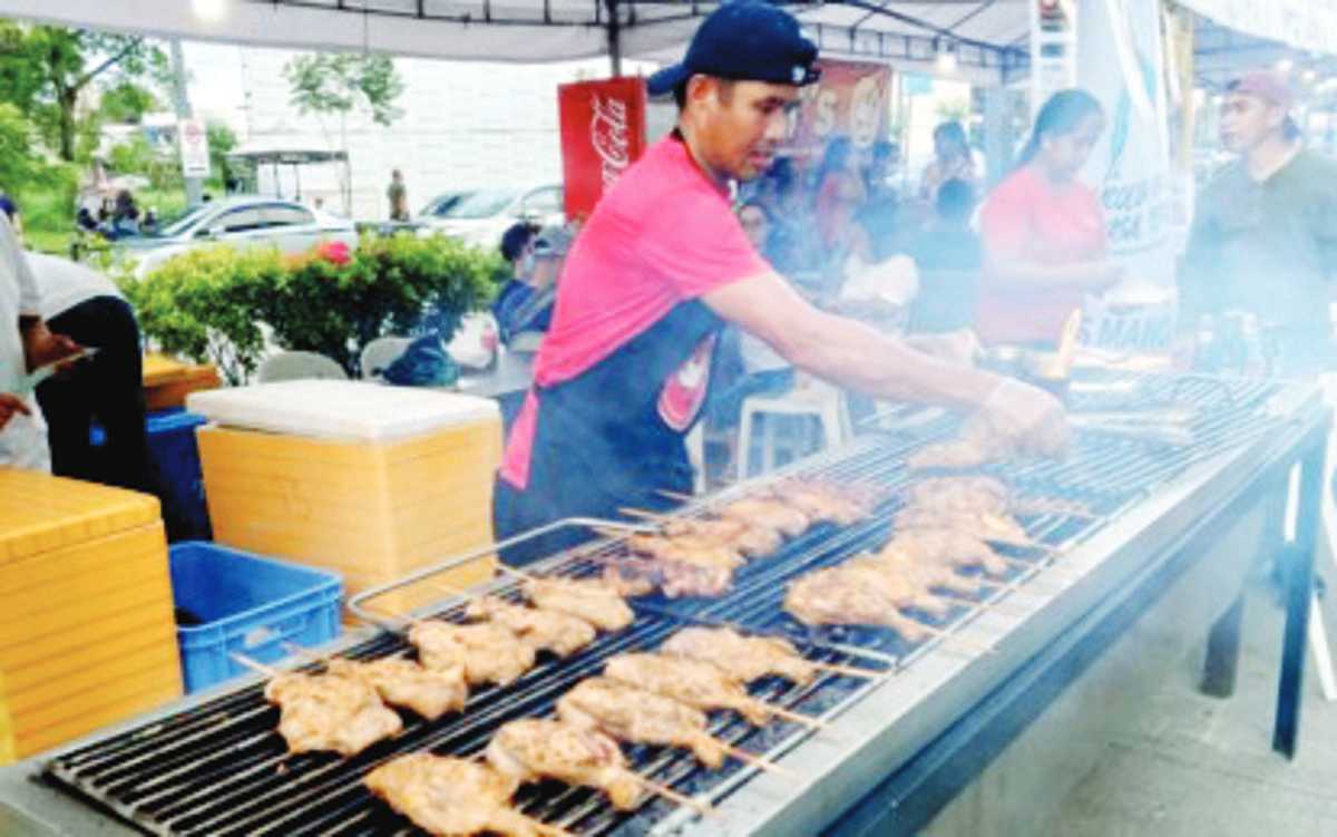 Beyond the famous chicken inasal, Bacolod City will also showcase other local delicacies during the launch of The Philippine Experience: Culture, Heritage, and Arts Program of the Department of Tourism with Secretary Christina Frasco on November 29, 2023. (PNA Bacolod / File photo)