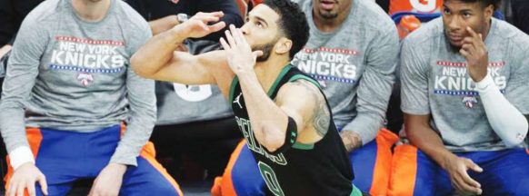 Tatum leads Celtics rally past Knicks, Bucks pip Bulls