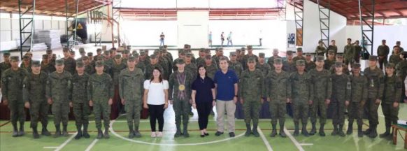 Viscom cites 50 soldiers for gallantry, peace initiatives in Negros