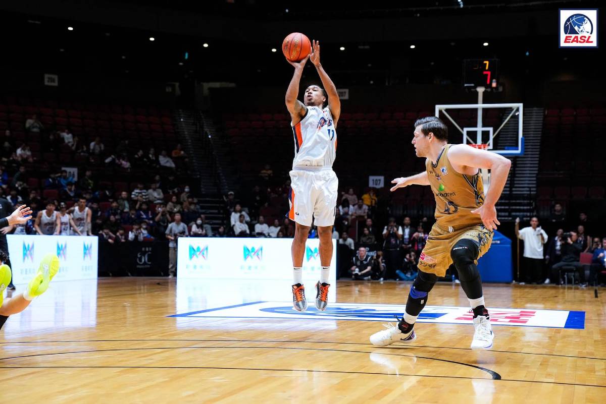 Chris Newsome and the Meralco Bolts fell short against the Seoul SK Knights in the East Asia Super League. (EASL photo) 