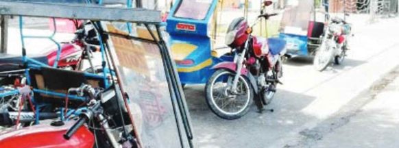 Bacolod City aids unlicensed tricycle operators secure permits