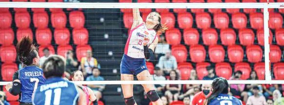 Negrense Pons steers Creamline past SGA in PVL