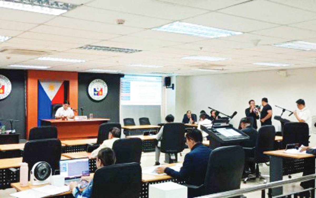 The Iloilo City council declared the city under a state of calamity during a special session yesterday, April 22, 2024. The declaration will allow the city government to use the P12.5 million budget to buy and distribute water to affected families. (Iloilo City PIO photo) 