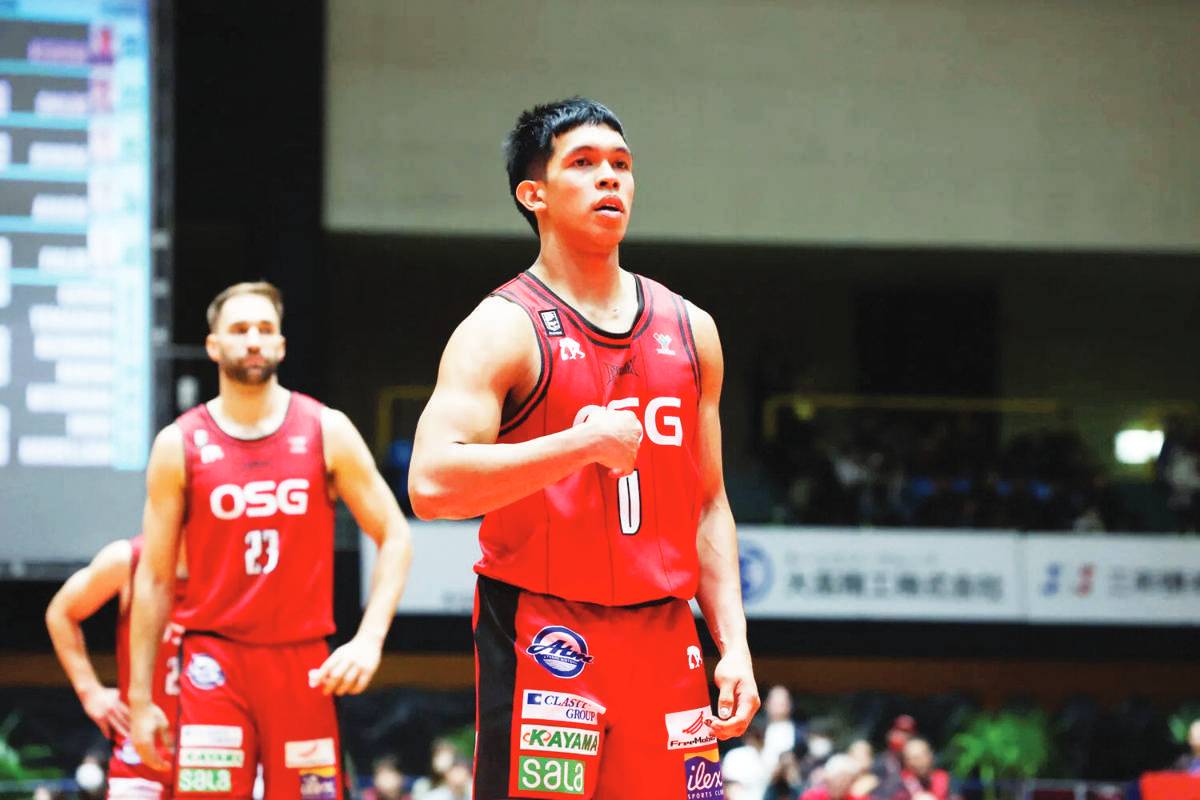 Thirdy Ravena, San-en Edge Kai Sotto, Yokohama In Japan B.League ...