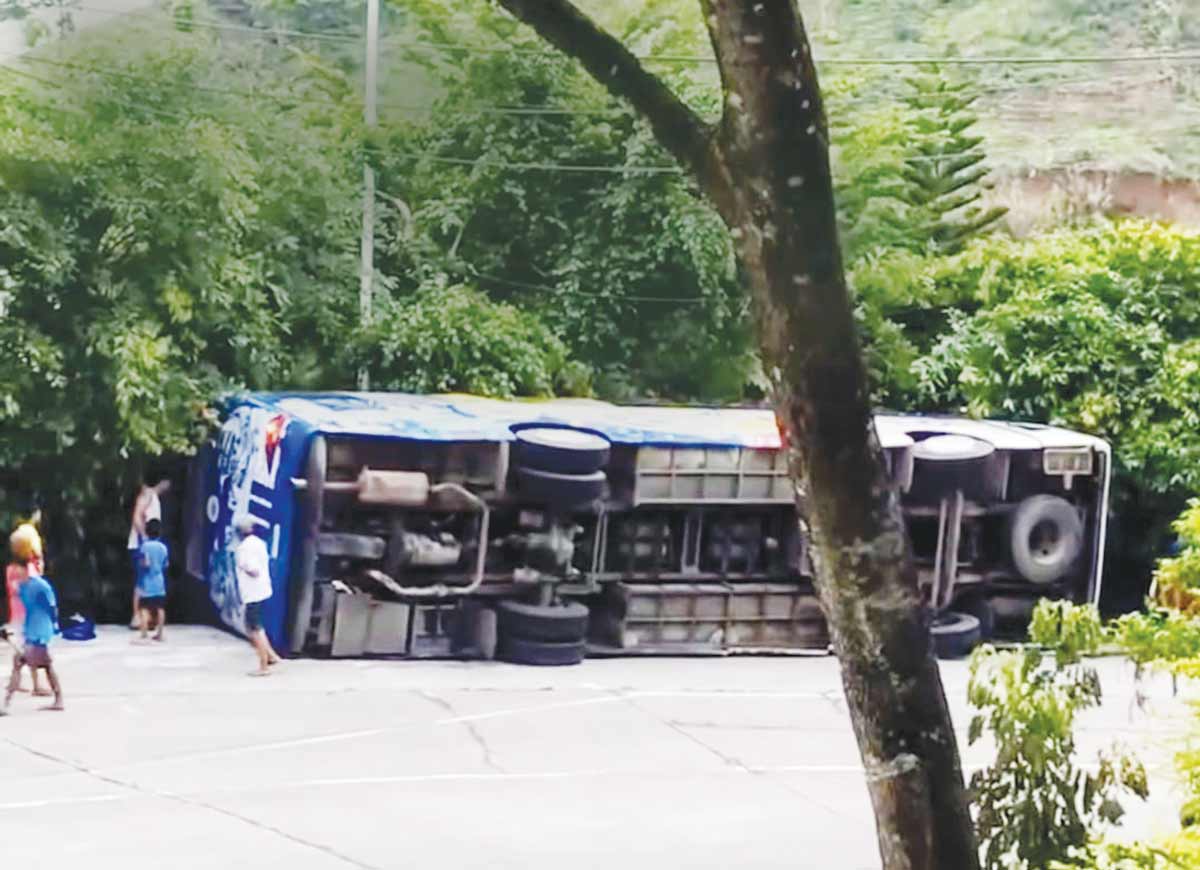 Bacolod City Mayor Alfredo Abelardo Benitez has ordered an investigation into a bus accident that killed a school teacher and injured 34 others in Negros Occidental’s Don Salvador Benedicto town on Friday afternoon, June 14, 2024. (Jerry Mancao Macahibag / screengrab)
