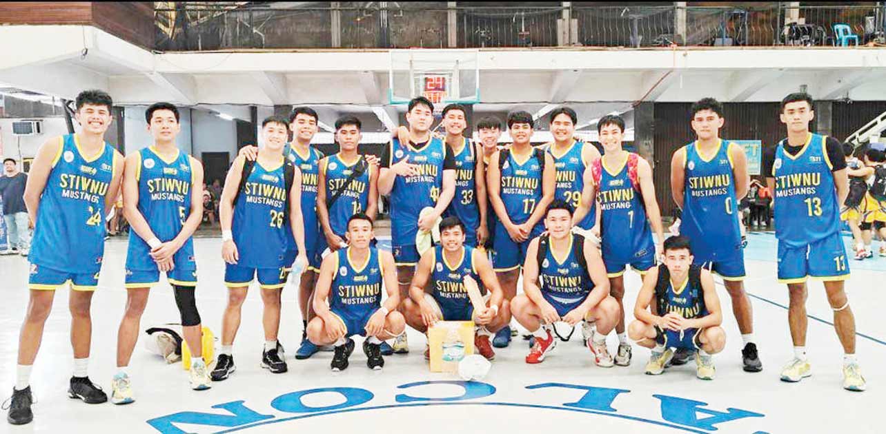 STI-WEST NEGROS UNIVERSITY AS GROUP BLEACHERS (McBros Sports Bacolod photo) 