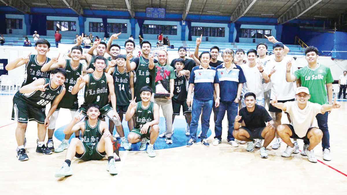 UNIVERSITY OF ST. LA SALLE STINGERS (Stephen Tan photo) 