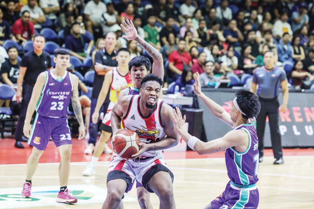 SAN MIGUEL BEERMEN’S EJ ANOSIKE (PBA Images)