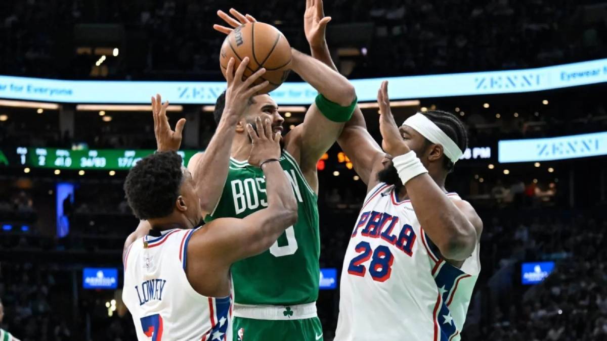 76ers spoil Celtics’ Christmas with 118-114 win