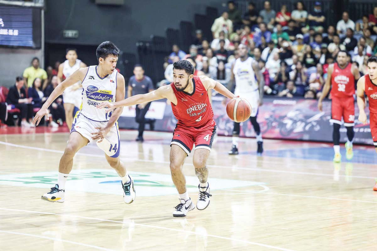 Abarrientos waxes hot to tow Ginebra past Magnolia