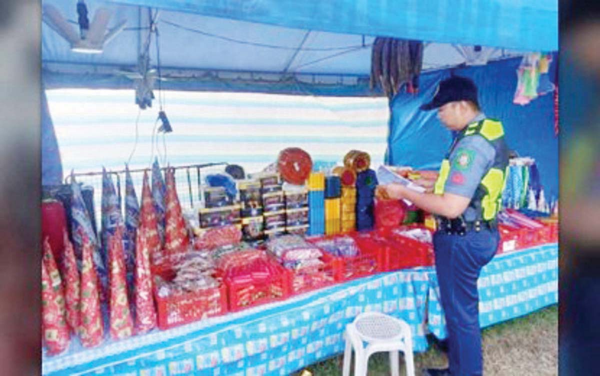 Authorities seize illegal firecrackers in NegOr