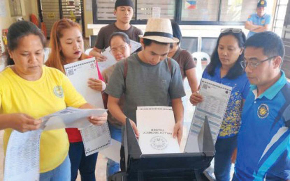 Comelec introduces ACM to Negrense voters ahead of 2025 polls