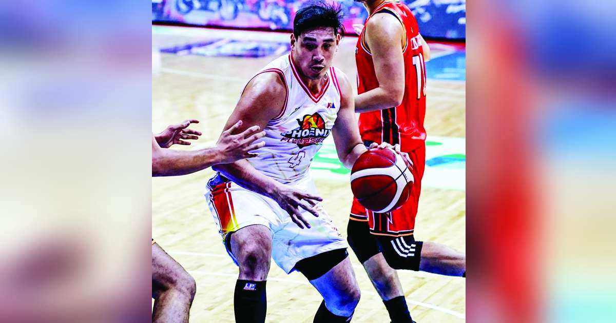 Negrense Raul Soyud finished with seven points, including two consecutive baskets in the endgame that prevented the NorthPort Batang Pier from coming even closer to the Phoenix Fuel Masters in the PBA Commissioner’s Cup. (PBA photo)