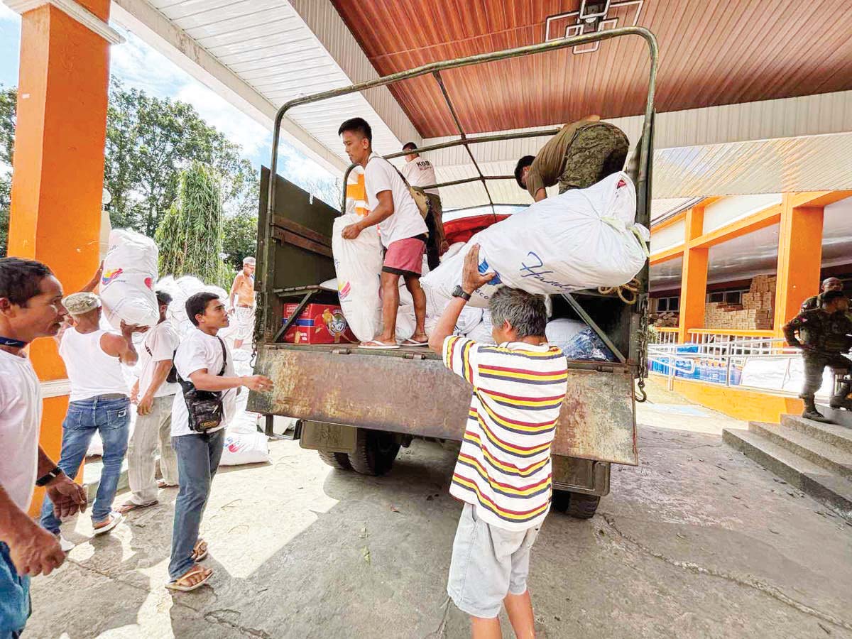 The Office of Civil Defense in Western Visayas, through the Regional Incident Management Team, continues to distribute vital welfare goods, such as hygiene kits, food, water, and family sleeping kits, to evacuees in Negros Occidental’s La Castellana town and La Carlota City as part of Kanlaon volcanic eruption response operations. (OCD-6 photo) 