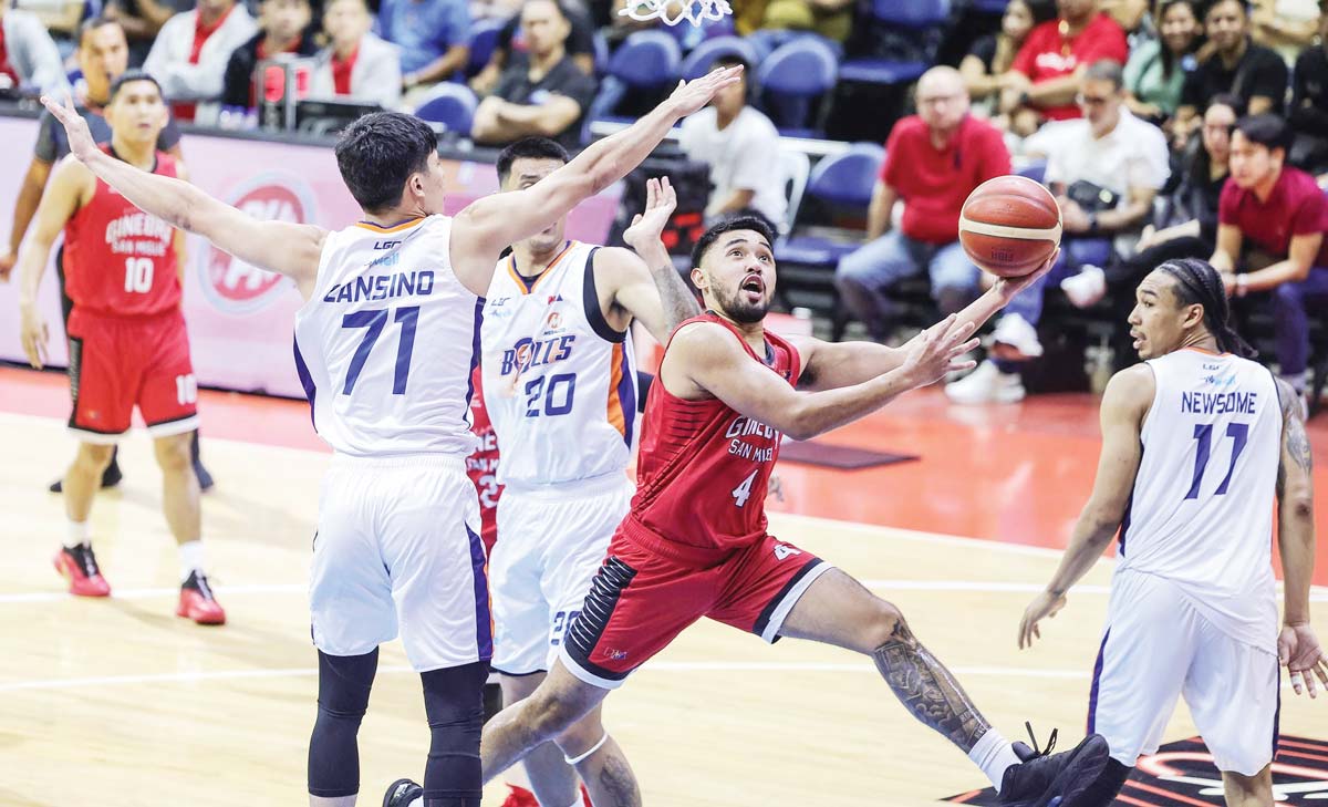 Barangay Ginebra San Miguel Kings young star RJ Abarrientos in action against the Meralco Bolts in the PBA Season 49 Commissioner’s Cup. (PBA Images)