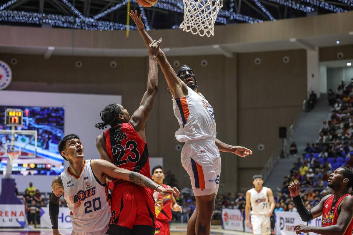 Meralco beats Beermen, clinches QF ticket in PBA