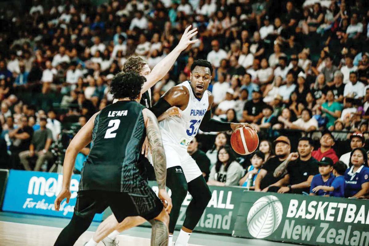 Gilas Pilipinas star Justin Brownlee in action against New Zealand in the 2025 FIBA Asia Cup qualifiers. (FIBA photo) 