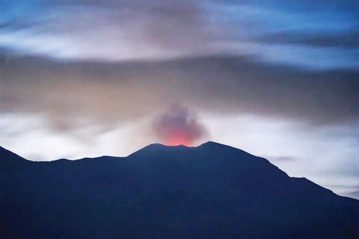 The Philippine Institute of Volcanology and Seismology (Phivolcs) confirmed the presence of a superheated plume at Kanlaon Volcano’s crater early yesterday morning, February 2, 2025. The plume, creating a “crater glow,” is a result of ash emissions observed at the volcano since November 2024, Phivolcs says. It was detected using infrared camera technology, allowing for visibility of phenomena not seen by the naked eye. (John Kimwell Laluma photo)