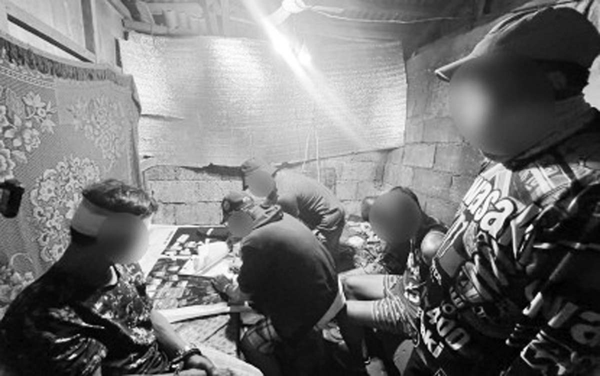 An anti-drug operation led to the dismantling of a drug den in San Jose de Buenavista, Antique province on February 22, 2025. Philippine Drug Enforcement Agency information officer Graciella Tanaleon says the drug situation in Western Visayas region remains manageable. (PDEA-6 photo)