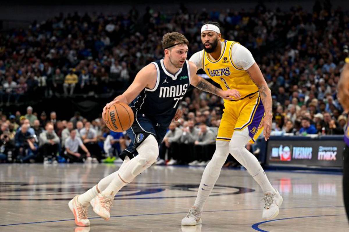 Lakers acquire Doncic from Mavs in exchange for Davis: report