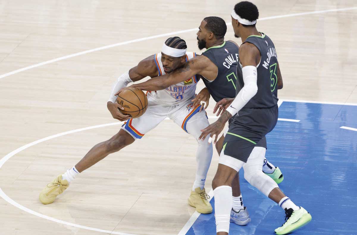 Gilgeous-Alexander, Thunder rout Wolves in opener